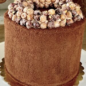 Mézes kakaós mogyorós torta